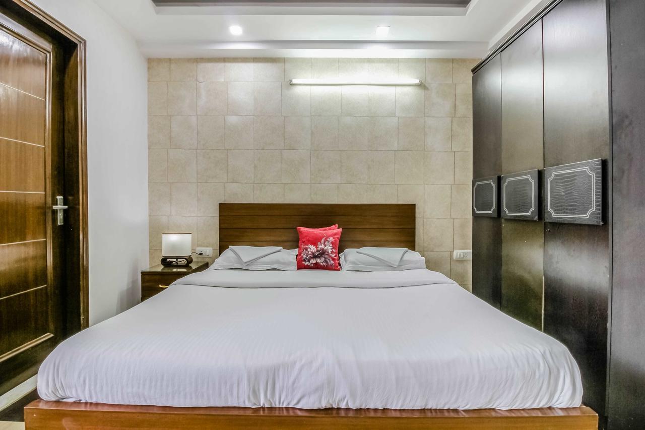 New India Home Stay New Delhi Buitenkant foto