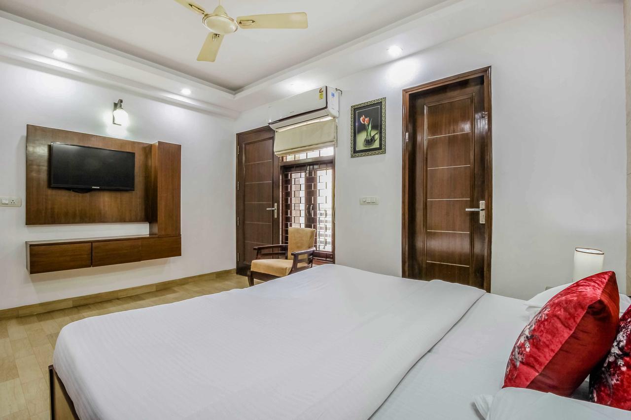 New India Home Stay New Delhi Buitenkant foto