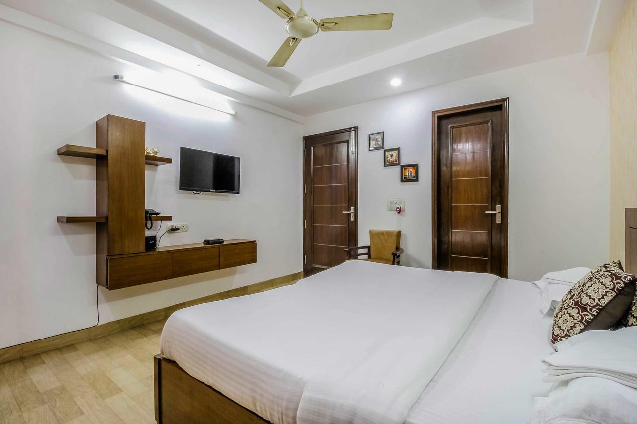 New India Home Stay New Delhi Buitenkant foto