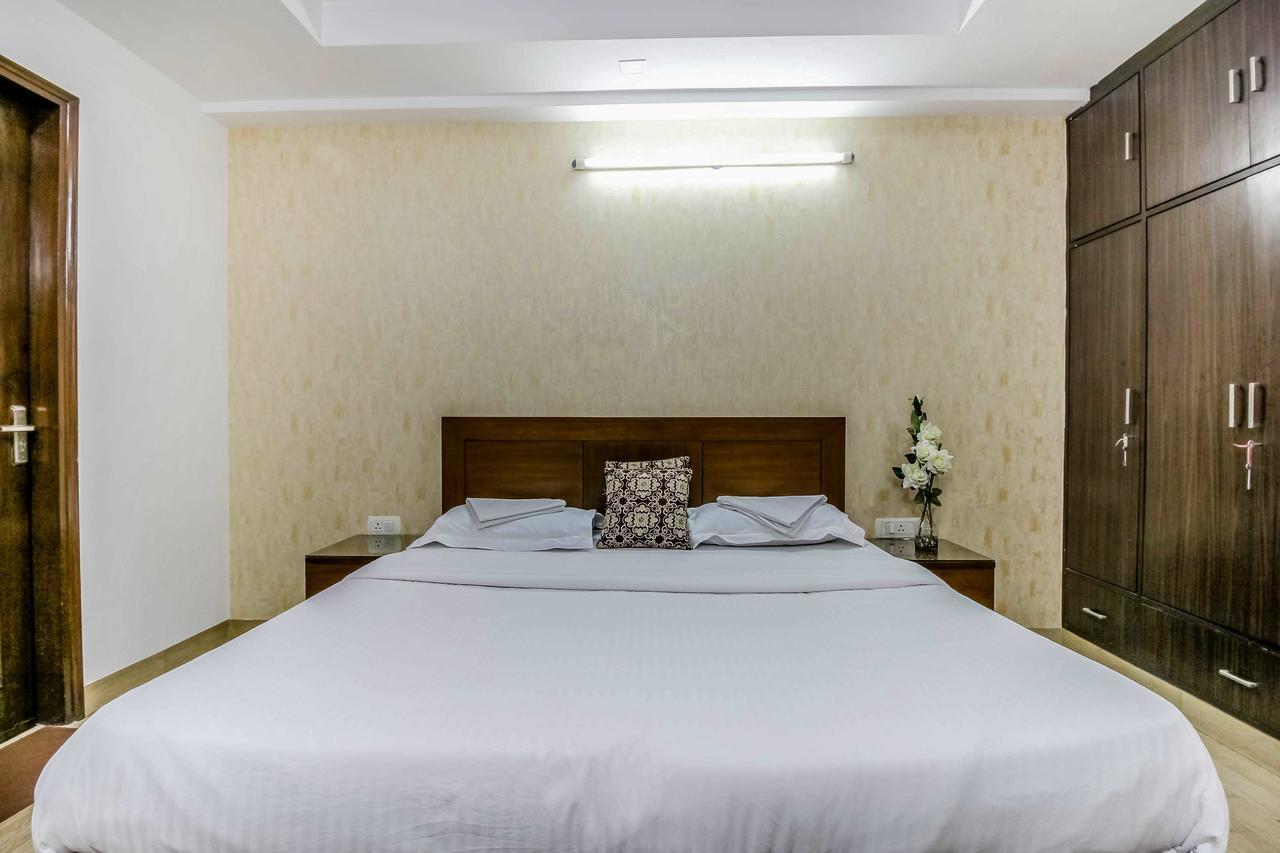 New India Home Stay New Delhi Buitenkant foto