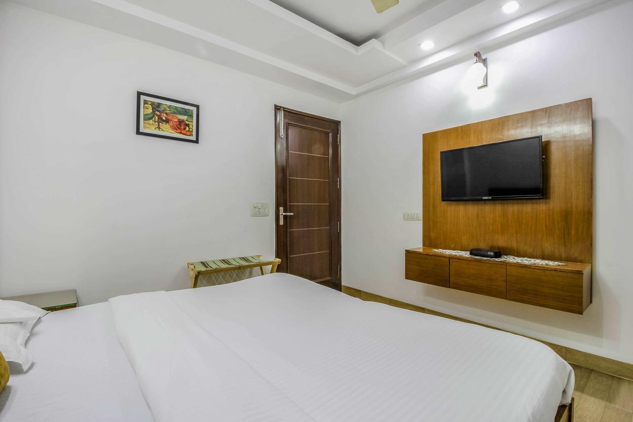 New India Home Stay New Delhi Buitenkant foto