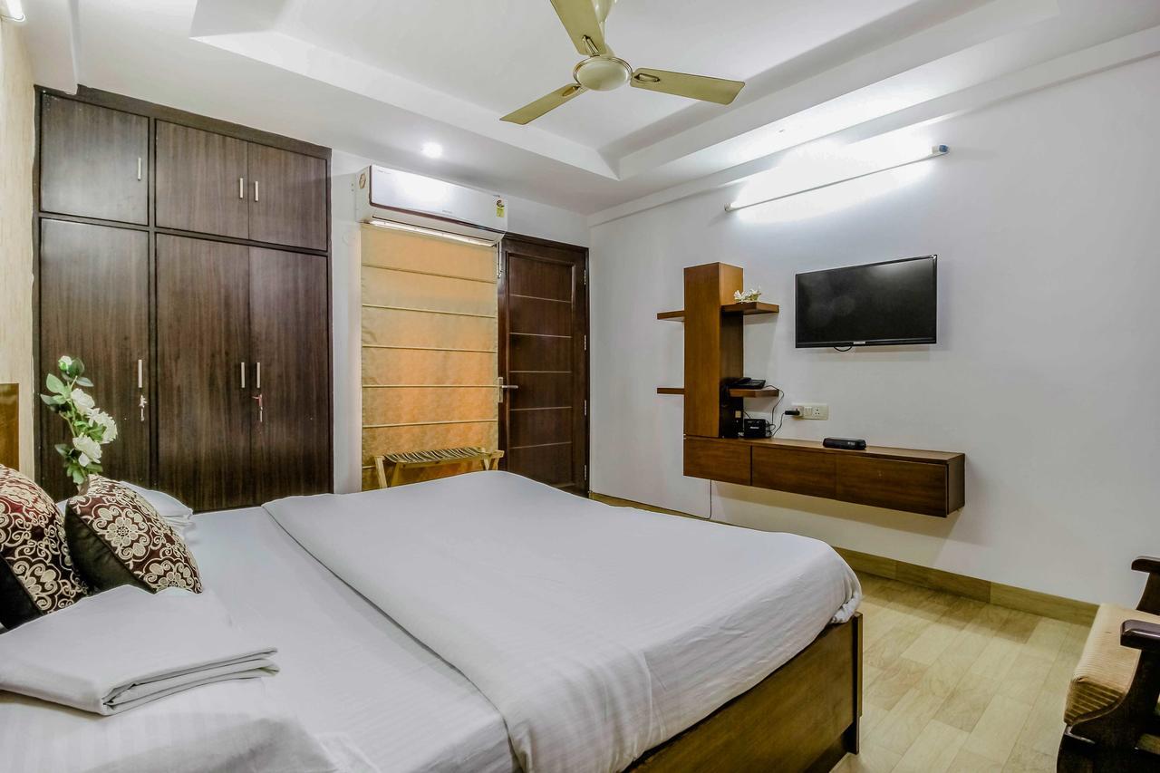 New India Home Stay New Delhi Buitenkant foto