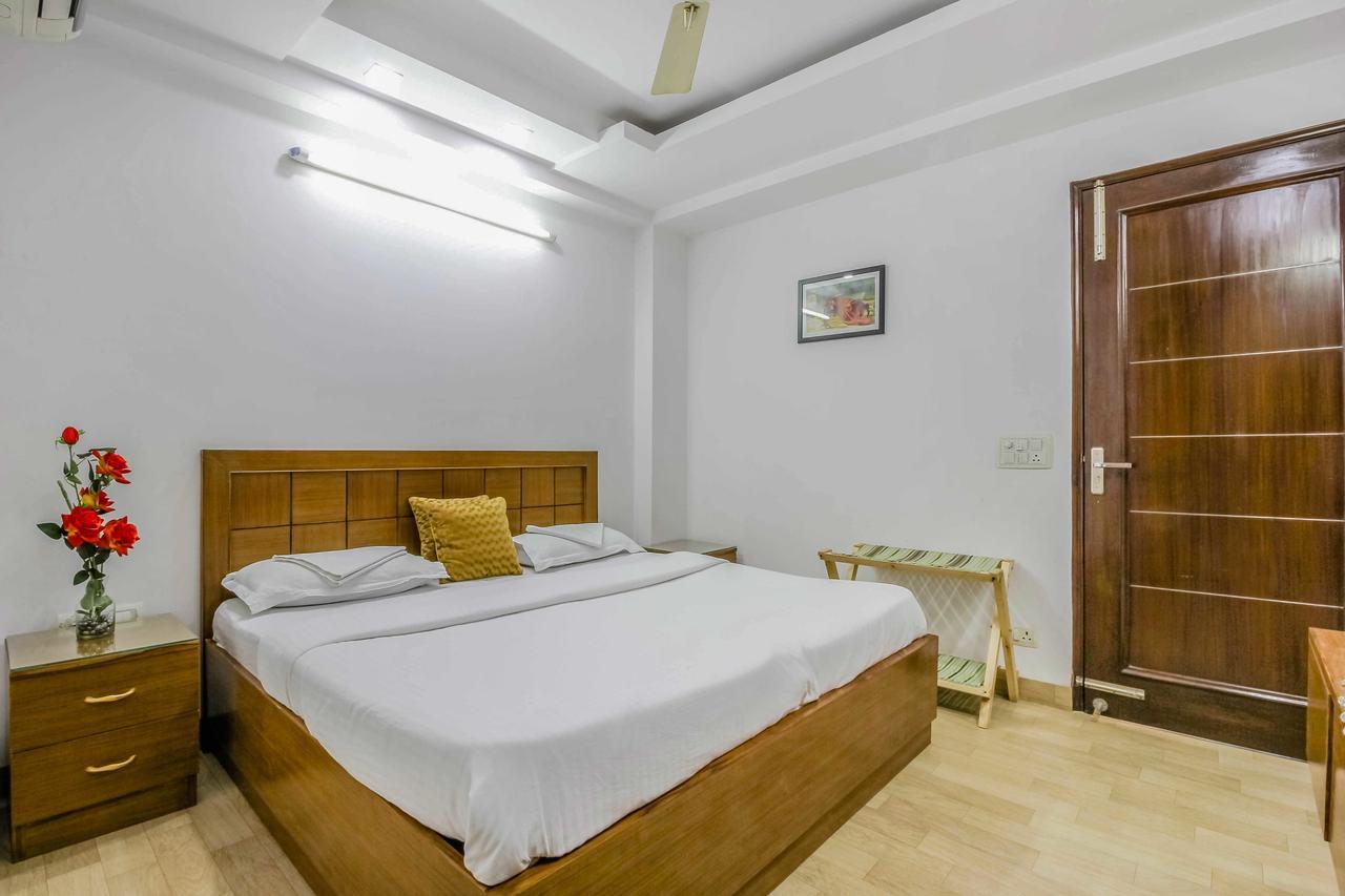 New India Home Stay New Delhi Buitenkant foto